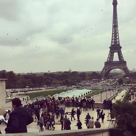 Cosy Near Eiffel Tour * Париж